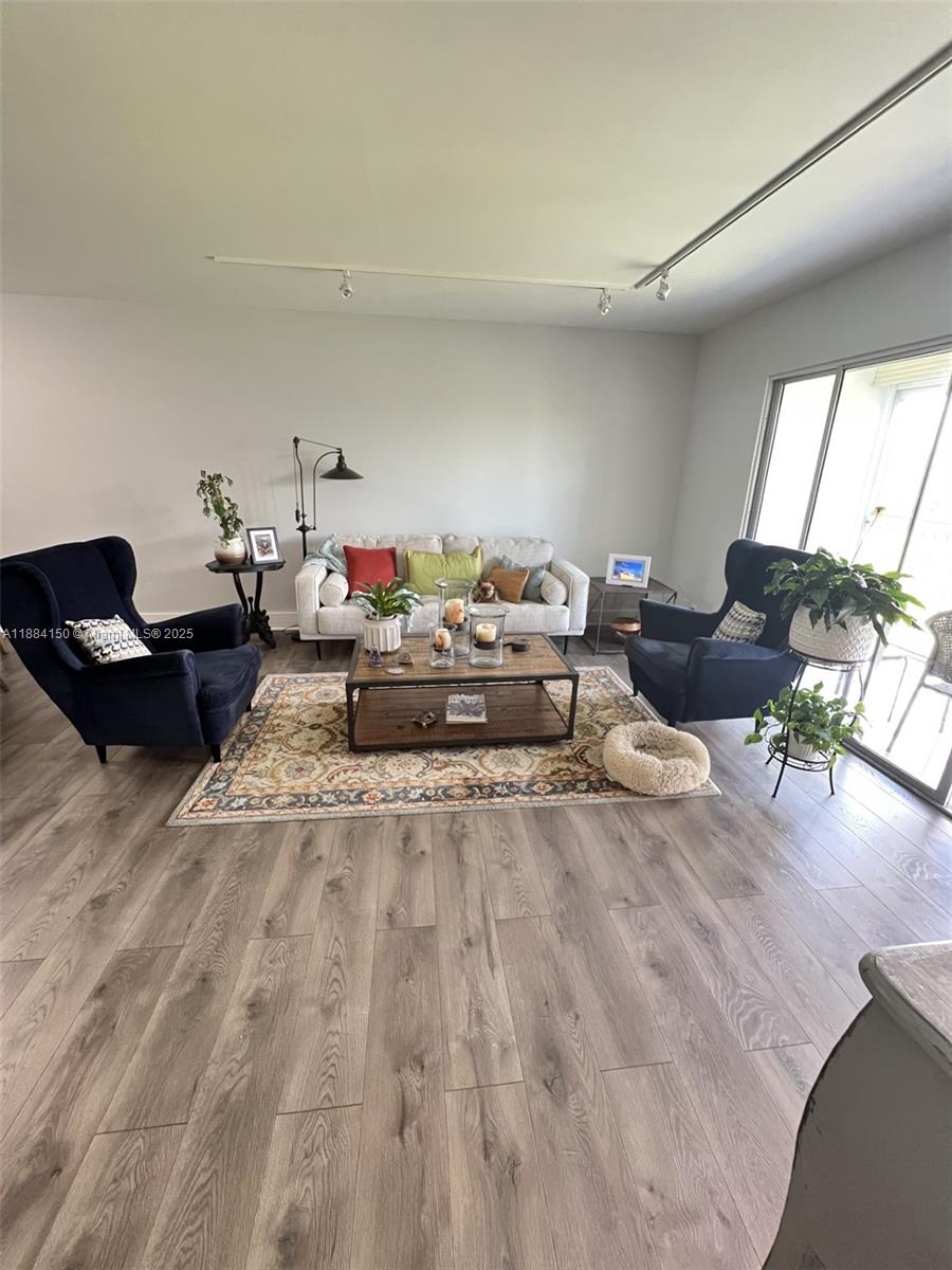 12601 SW 13th St # 304G, Pembroke Pines FL 33027