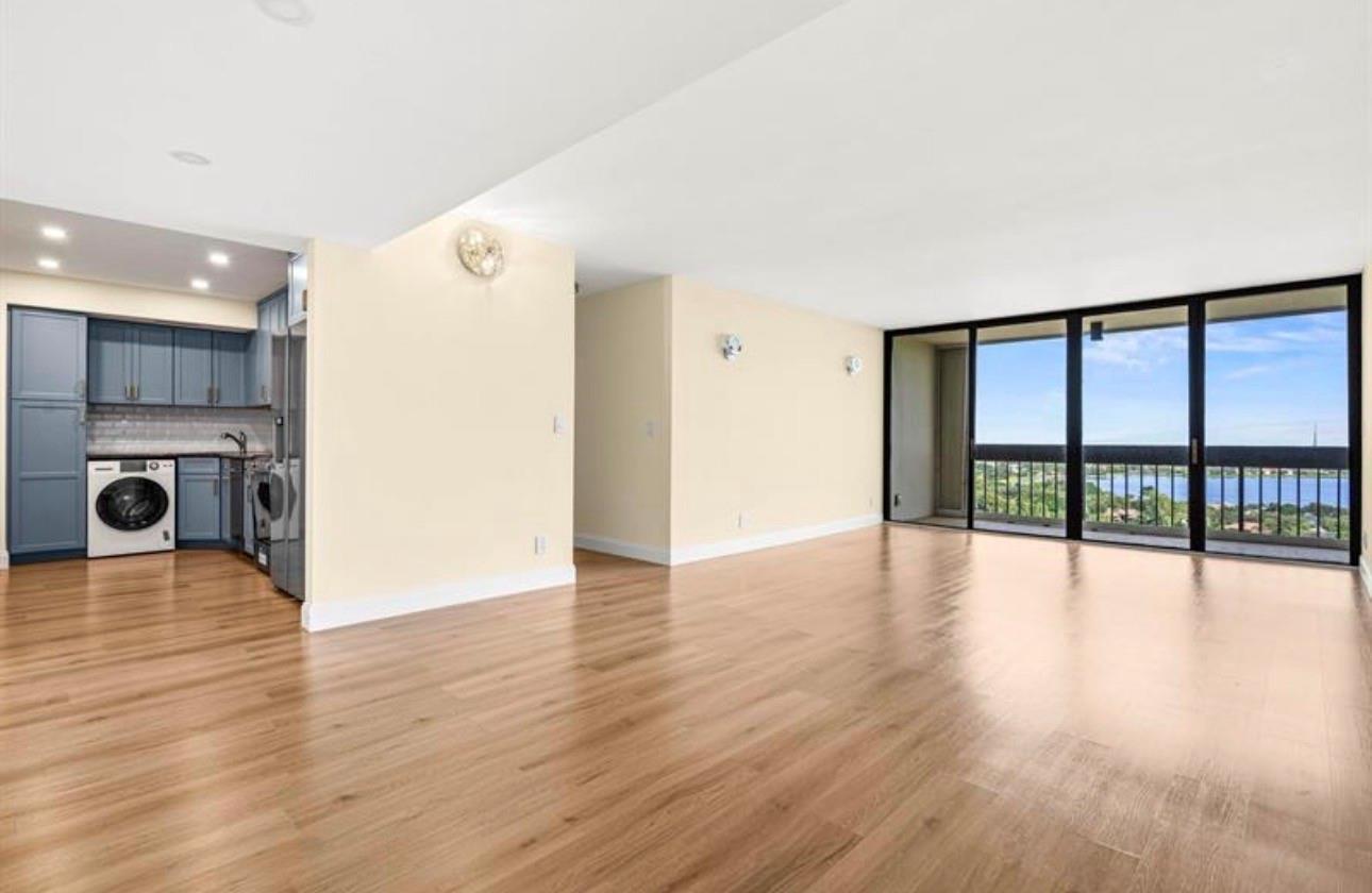 2400 Presidential Way, West Palm Beach FL 33401