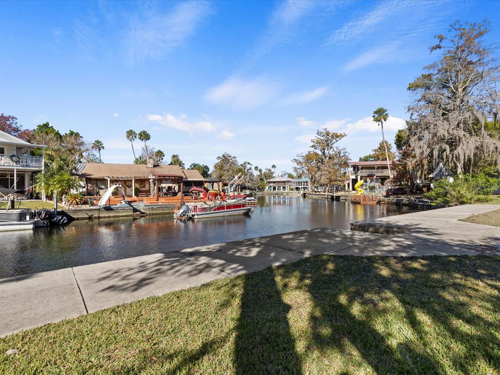 7255 TROPICAL DRIVE, WEEKI WACHEE, FL — photo 3 of 12