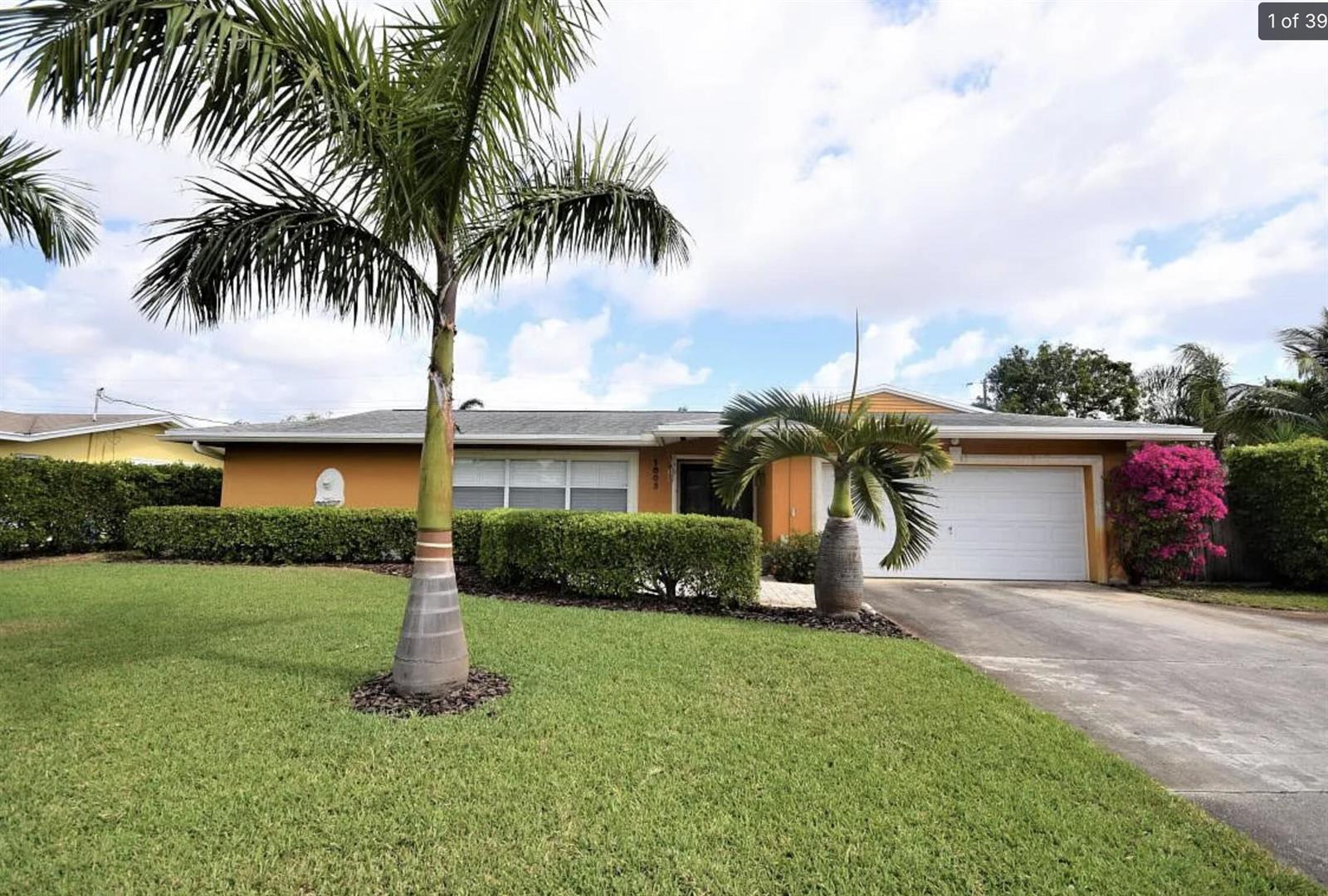 1003 SW 24th Avenue, Boynton Beach FL 33426