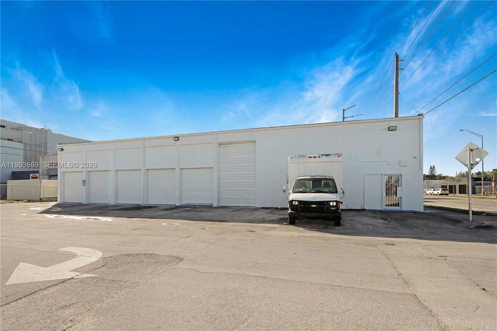 9795 NW 7th Ave, Miami FL 33150