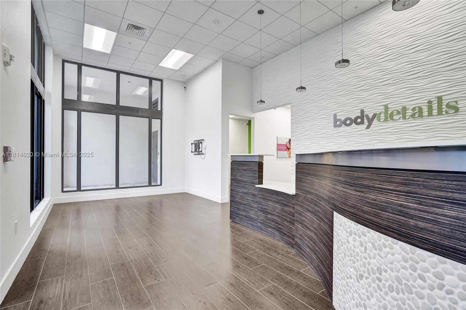 301 Altara Ave # 14, Coral Gables FL 33146