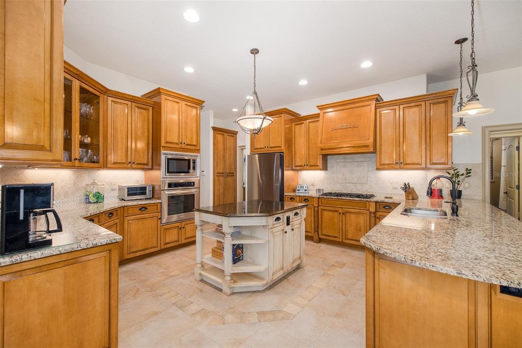 15312 AZRA DRIVE, ODESSA, FL — photo 4 of 30