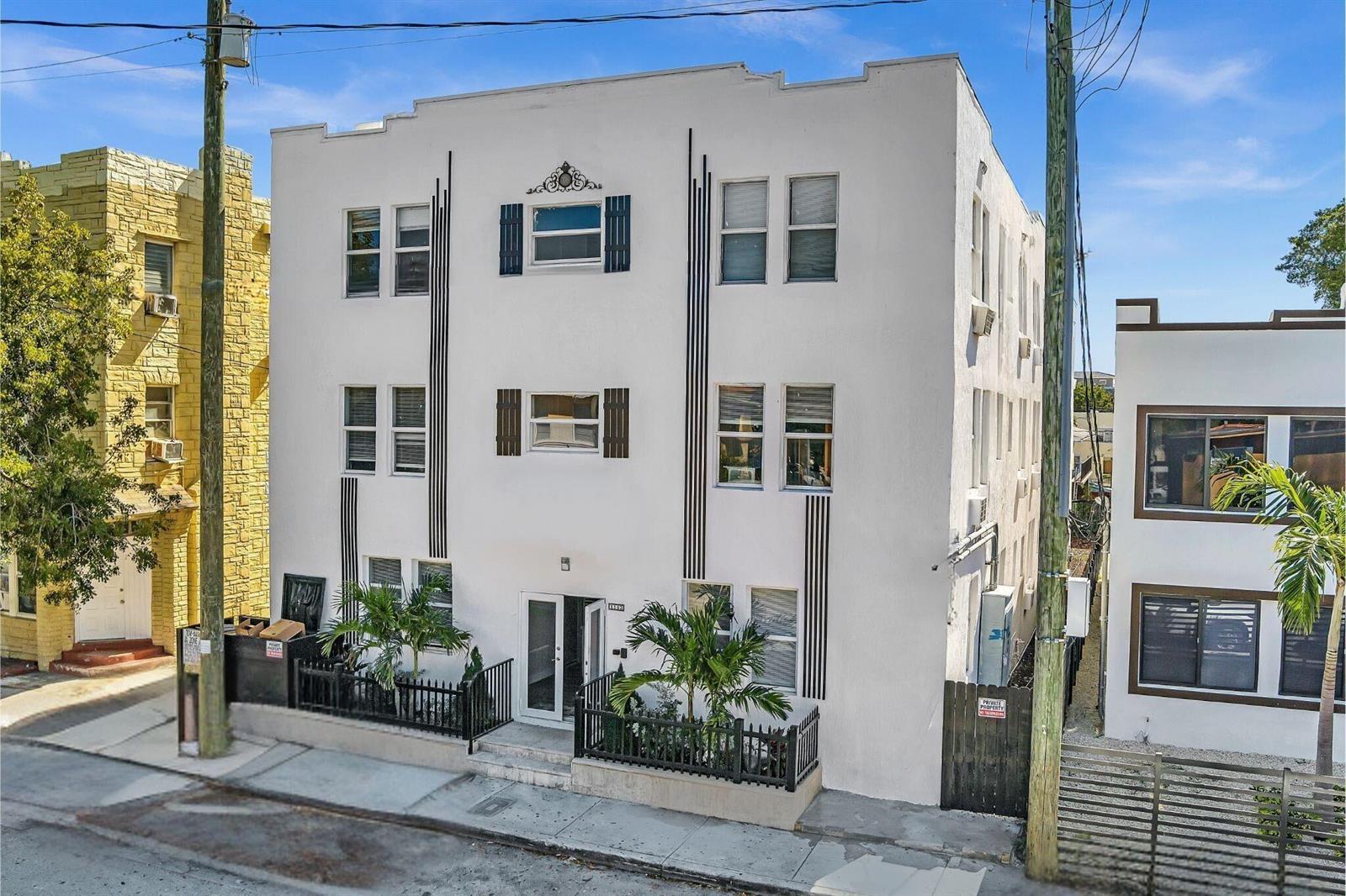 1142 SW 4th Street # 9, Miami FL 33130