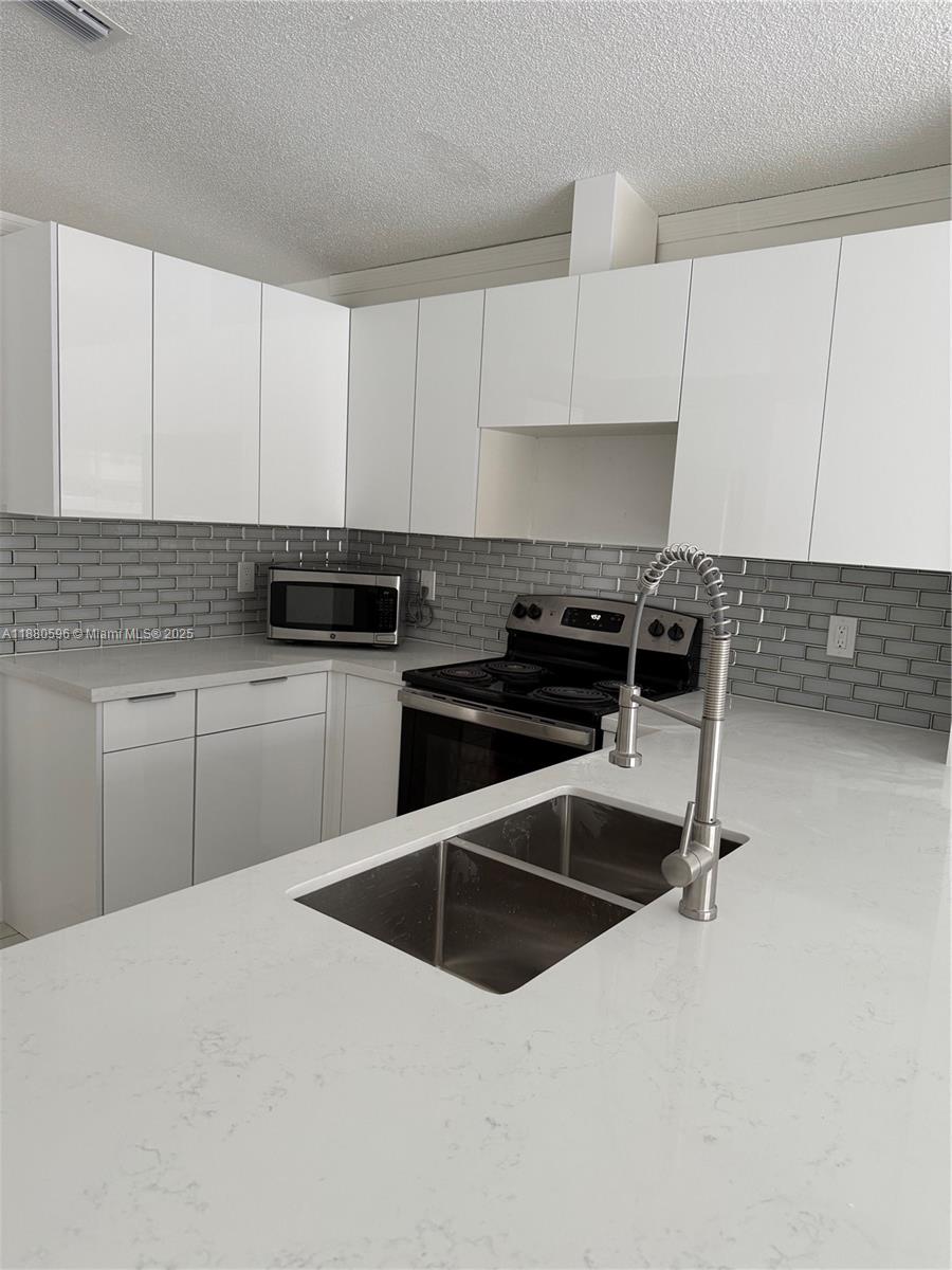 12253 SW 18th Ter, Miami FL 33175