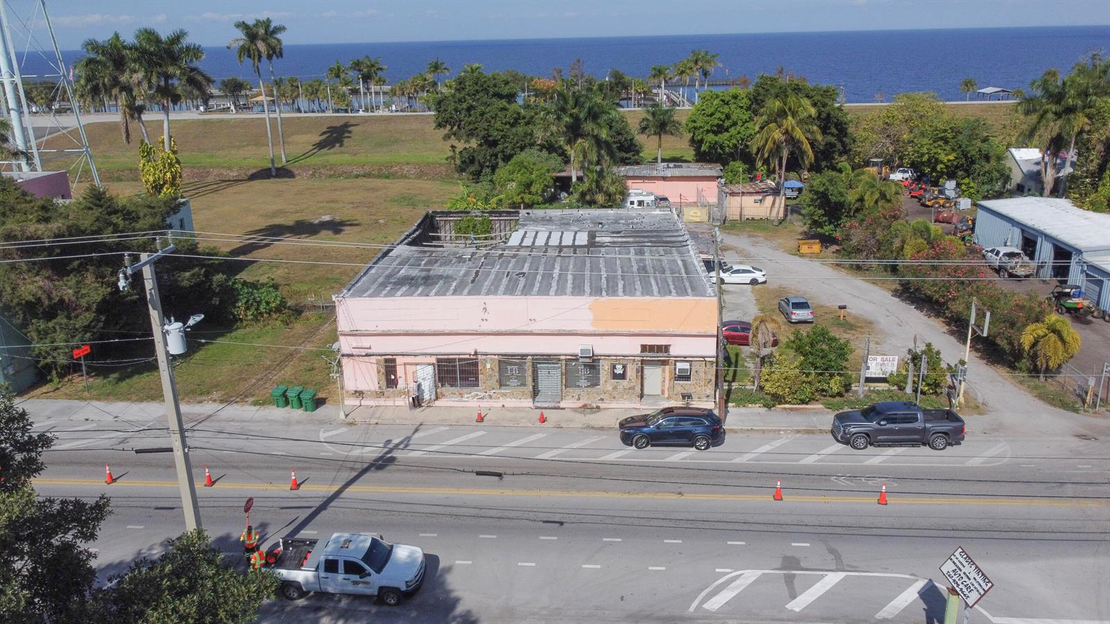 185 E Main Street, Pahokee FL 33476