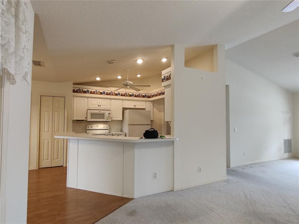 3716 E COVE PARK TRAIL, HERNANDO, FL — photo 3 of 30