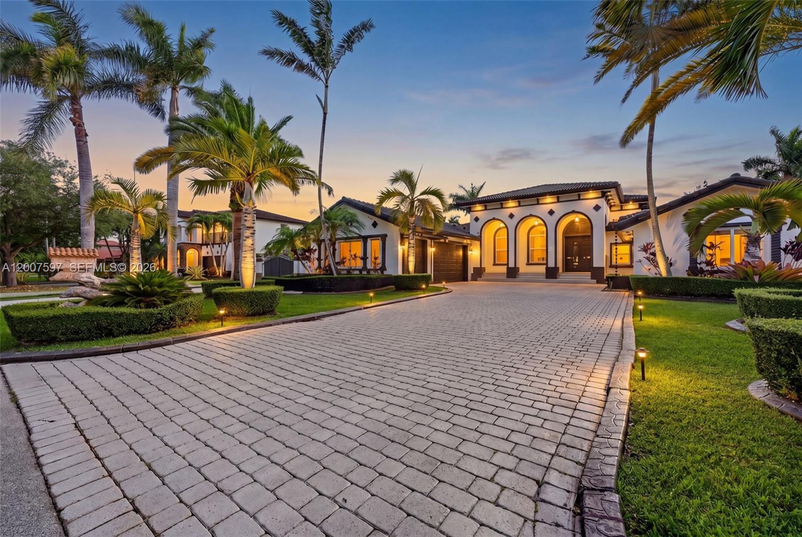 19533 SW 130th Ave, Miami FL 33177