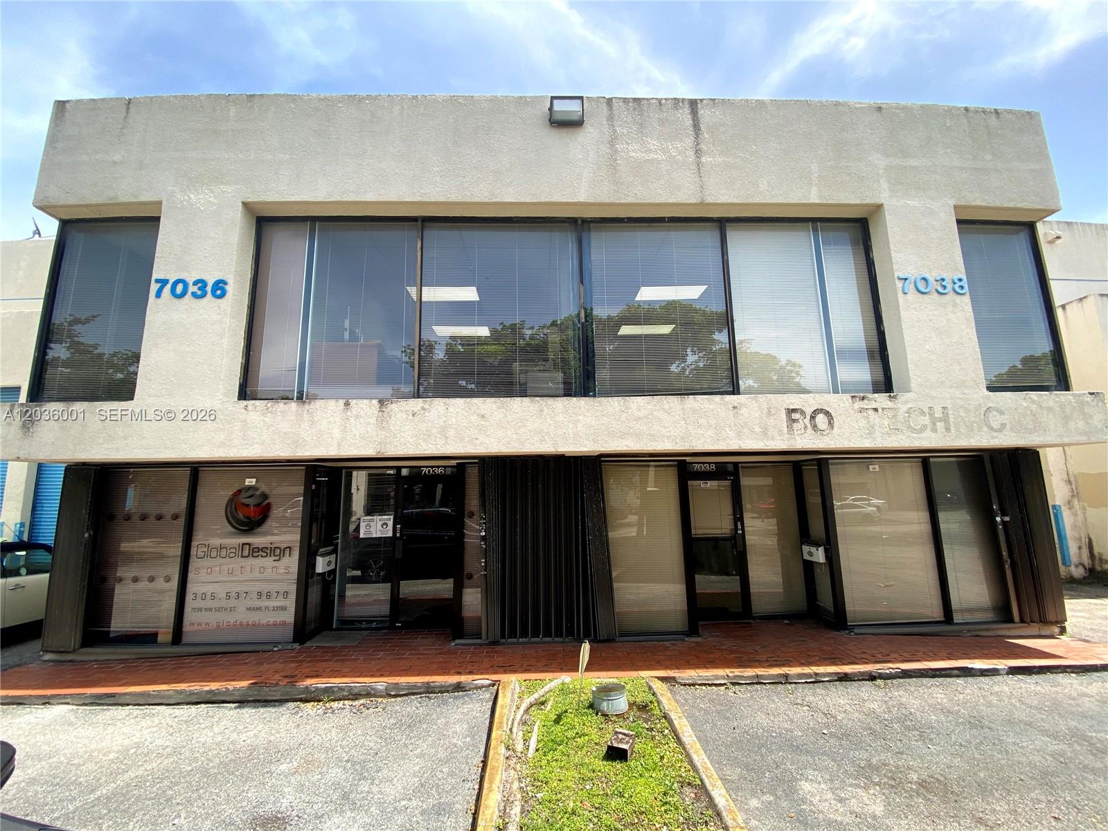 7038 NW 50th St # 2, Miami FL 33166