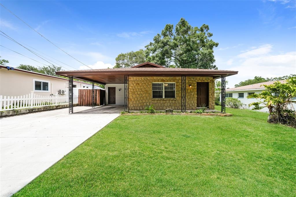 2117 W SAINT SOPHIA STREET