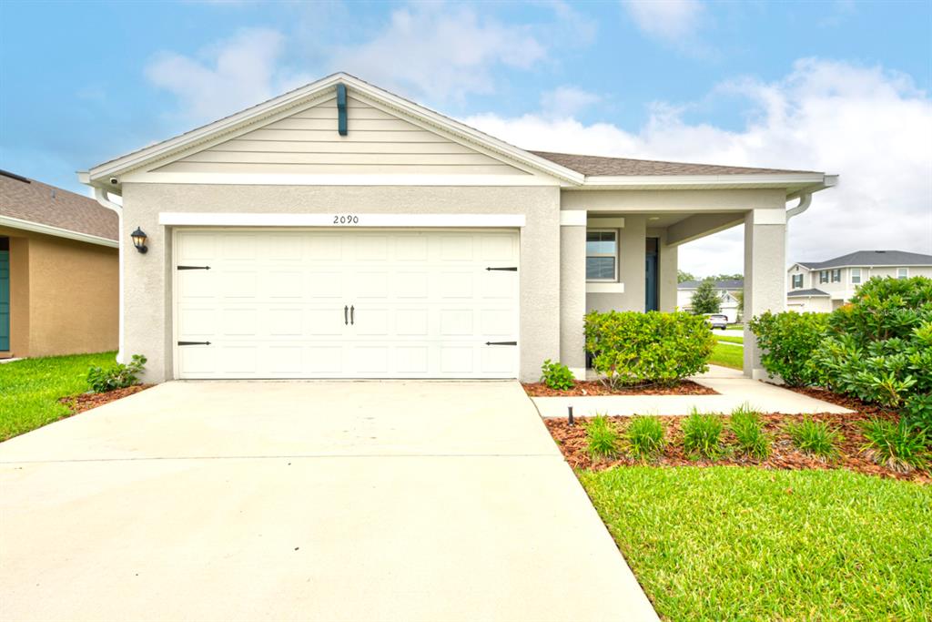2090 APALACHICOLA LANE