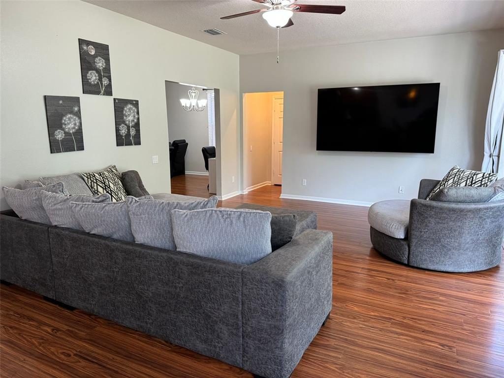 14024 WAKE ROBIN DRIVE, BROOKSVILLE, FL — photo 4 of 11