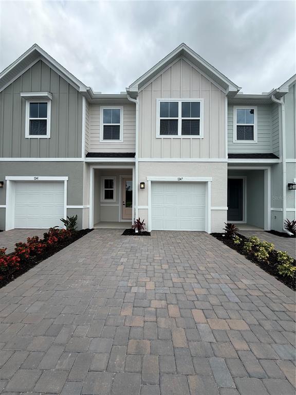 1247 PINEYWOOD FIELD DRIVE