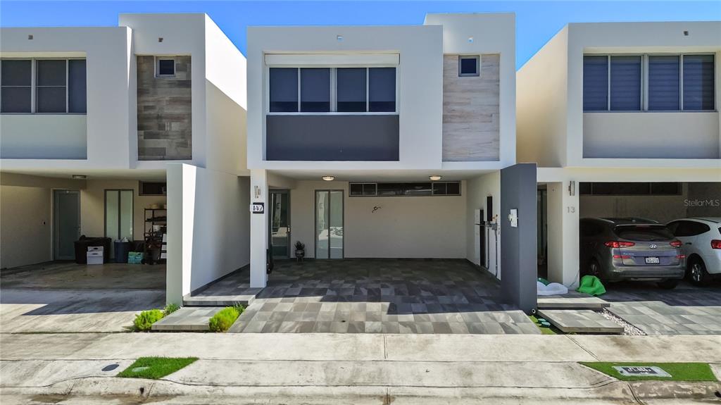 11 MONT REAL ST. UNIT 14
