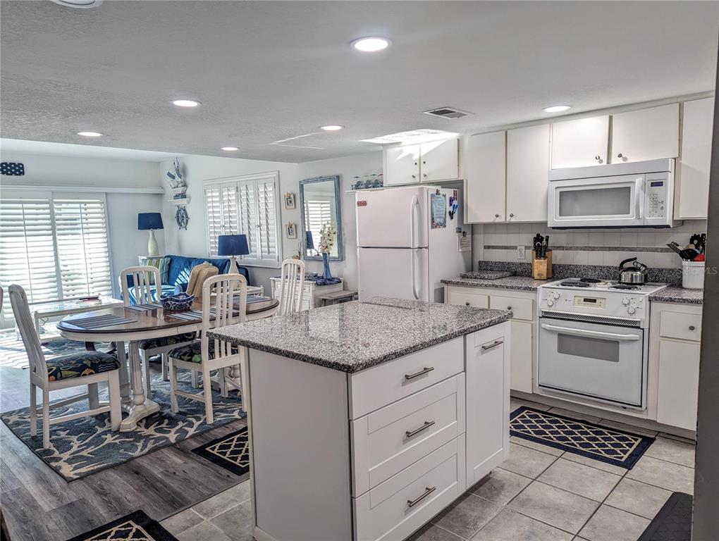 815 OCEAN SHORE BOULEVARD UNIT 11A, ORMOND BEACH, FL — photo 2 of 10