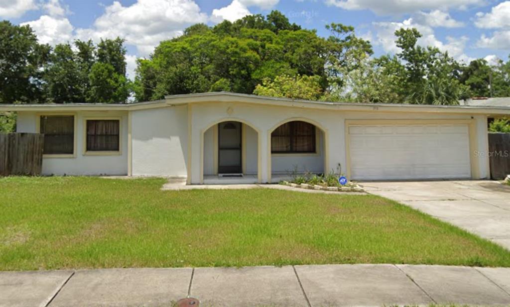 1911 ROCK LAKE DRIVE