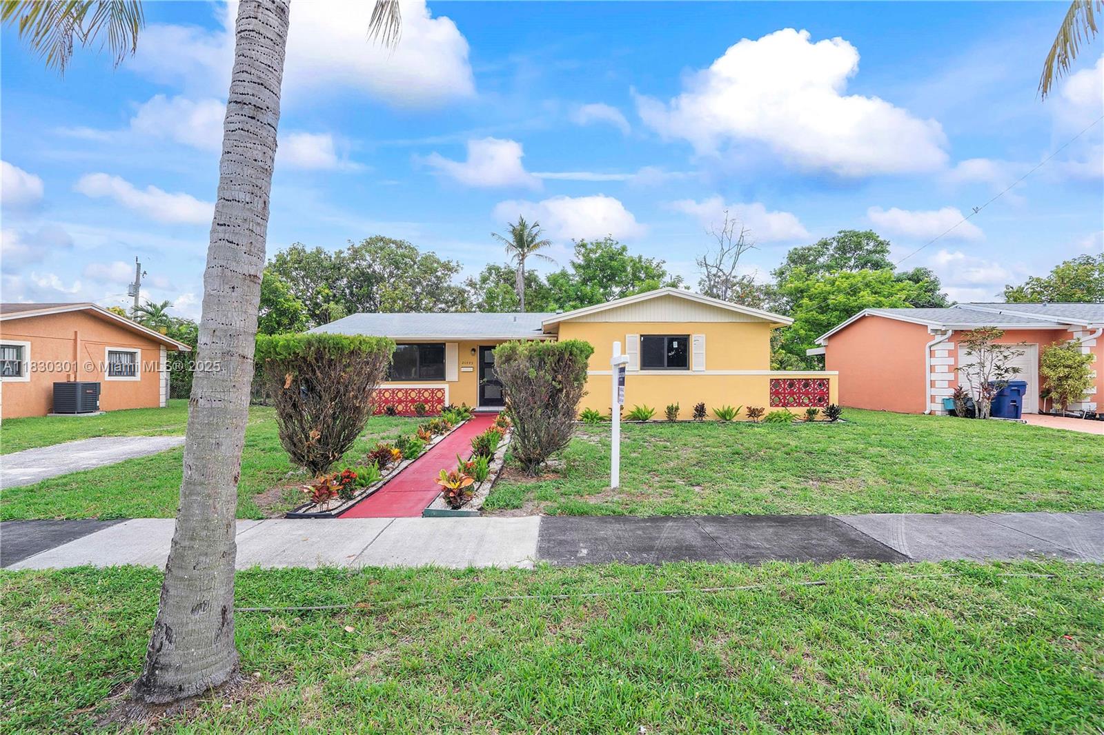 20845 NW 1st Ave, Miami Gardens FL 33169