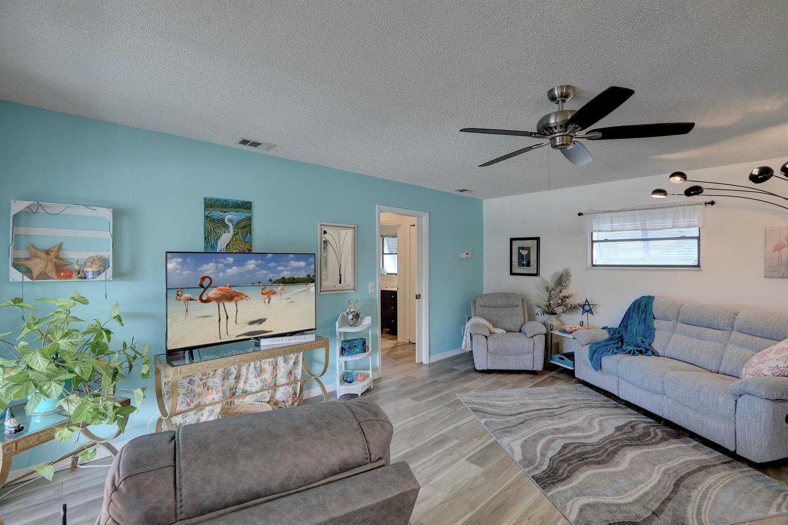 E3a — SEBASTIAN, FL