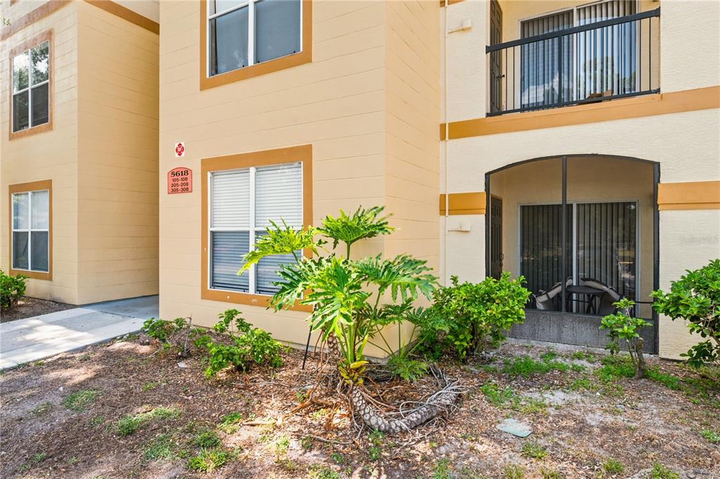 5618 PINNACLE HEIGHTS CIRCLE UNIT 206