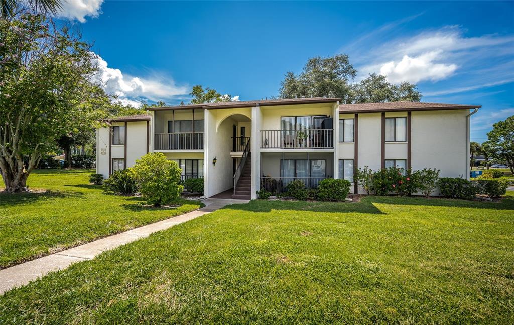 2522 PINE RIDGE WAY S UNIT A2