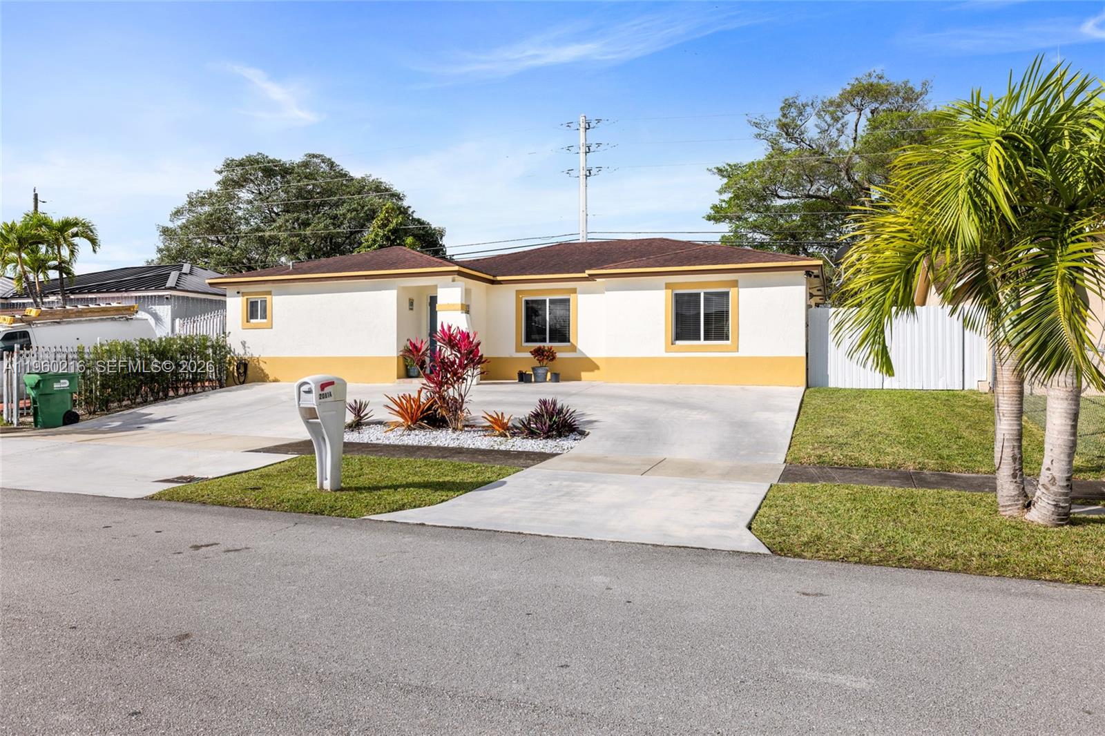 20814 SW 126th Ct, Miami FL 33177