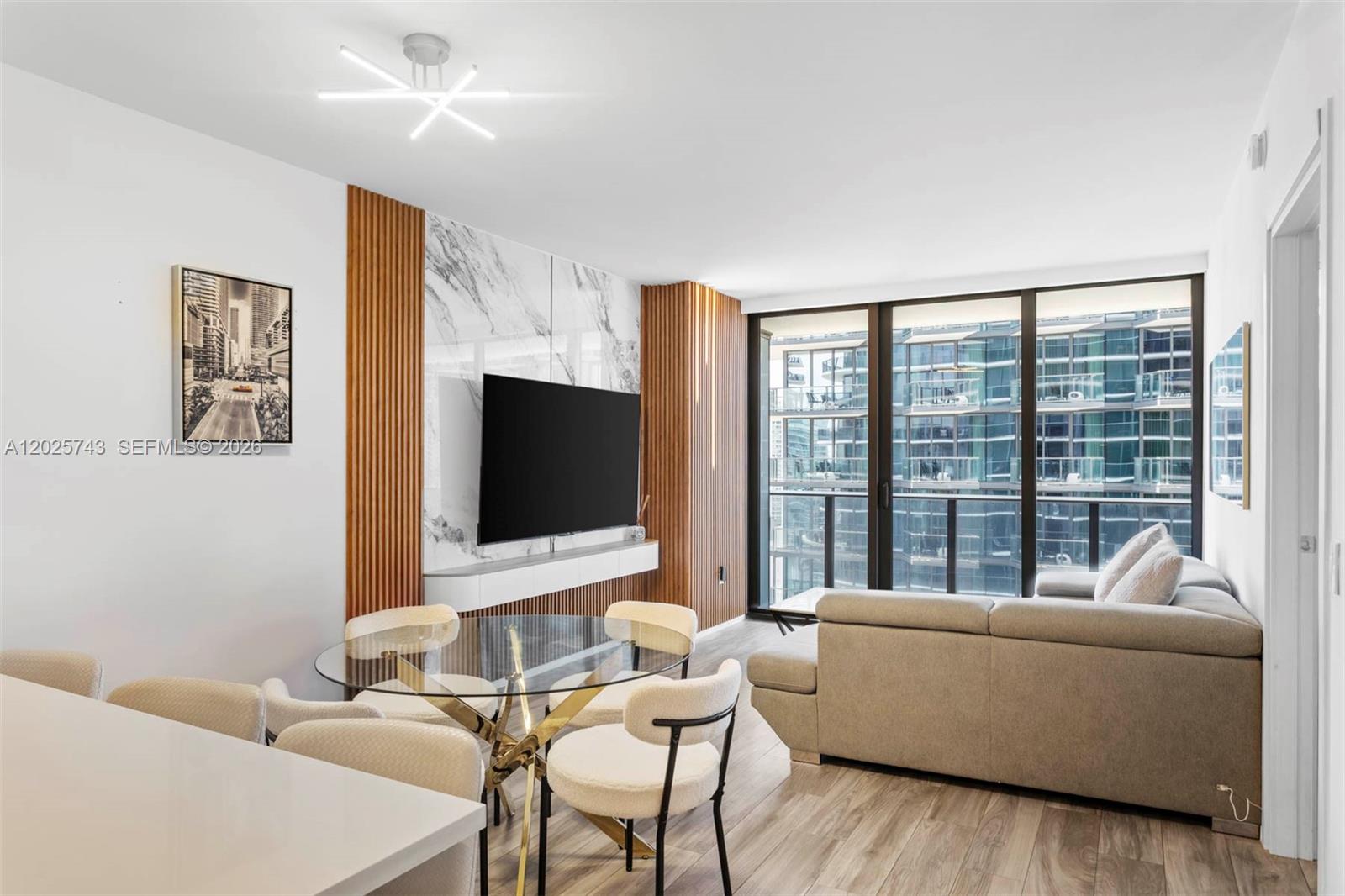 801 S Miami Ave # 3207, Miami FL 33130