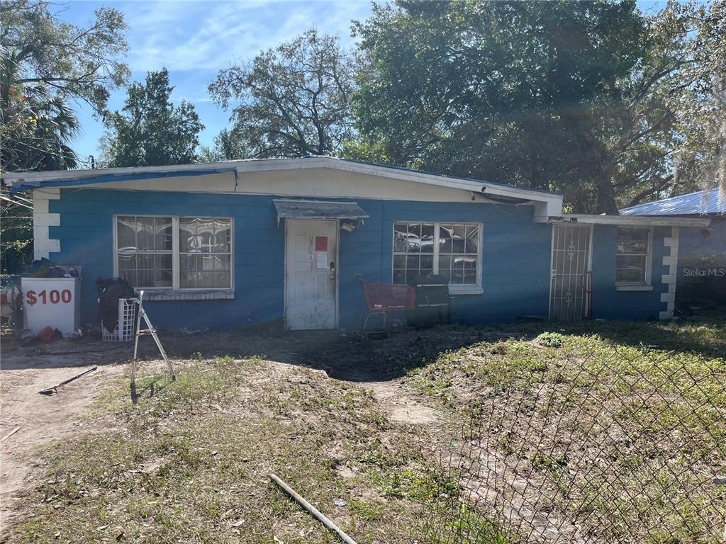 1911 E NOEL STREET