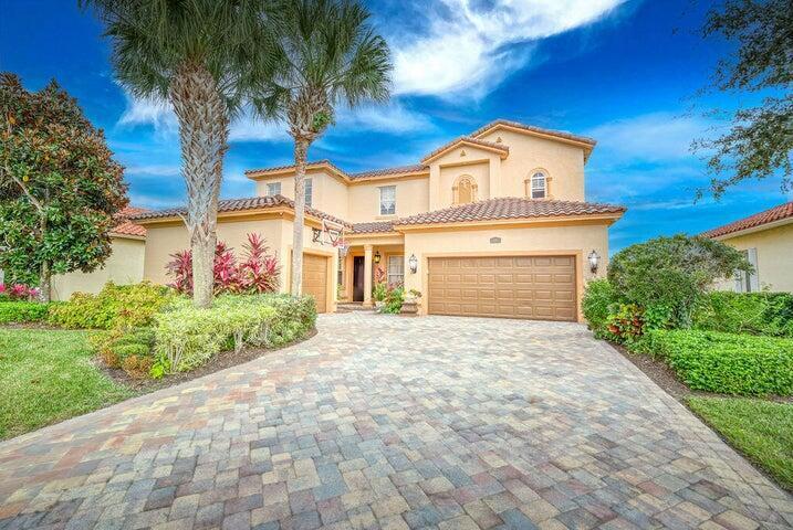 5574 55th Avenue, Vero Beach FL 32967