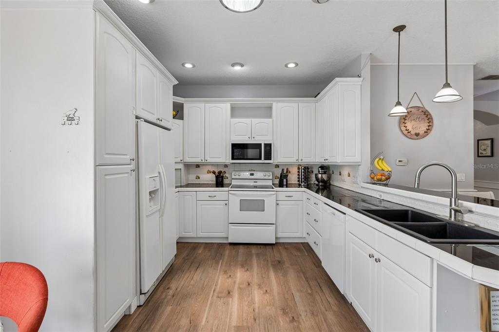 227 OAK CHASE PLACE, DAVENPORT, FL — photo 5 of 30
