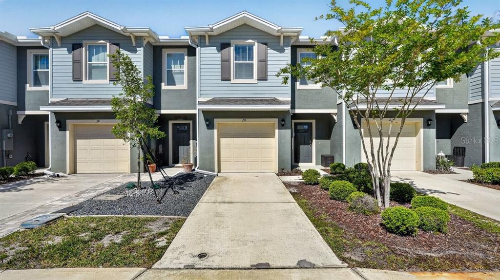 28 BELLA LAGO CIRCLE