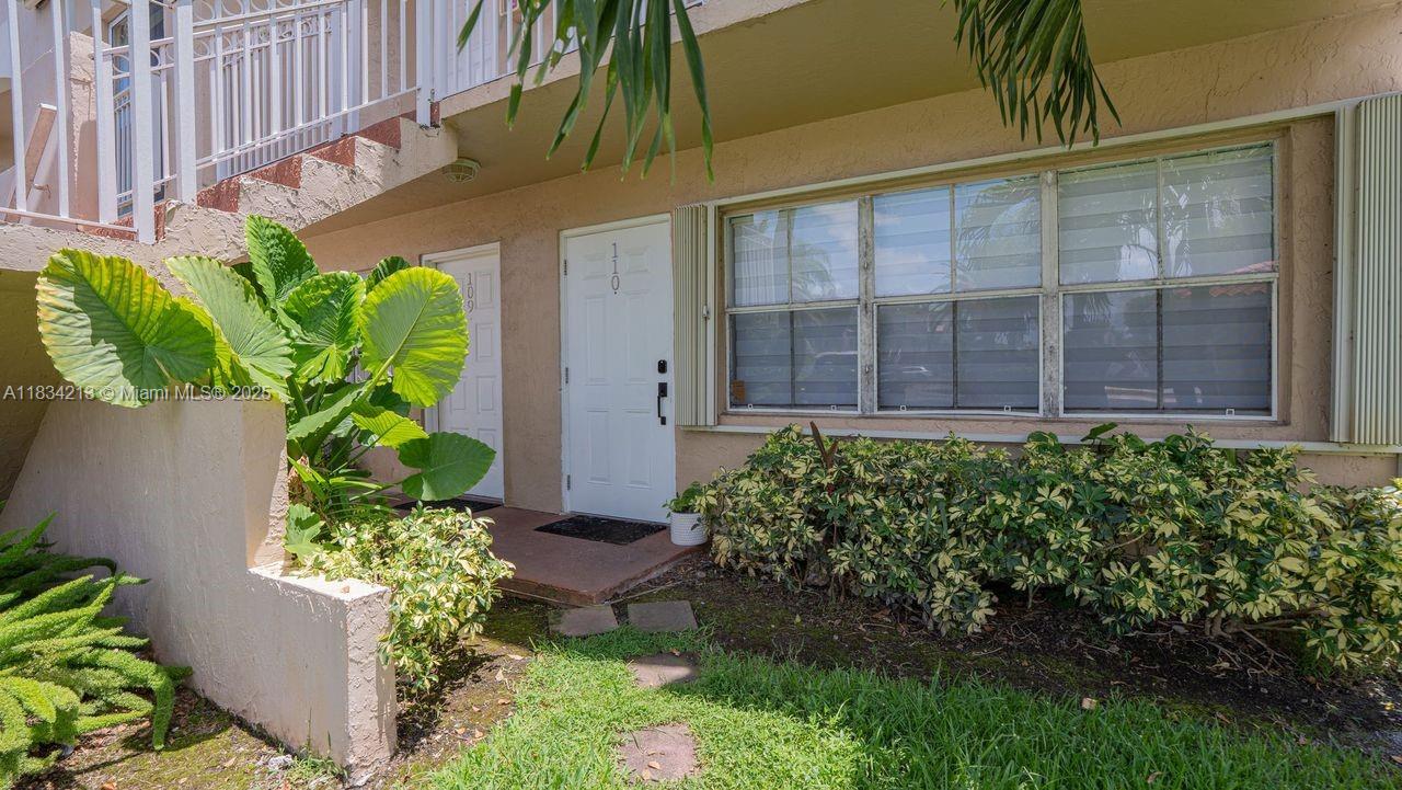 8580 NW 6th Ln # 110, Miami FL 33126