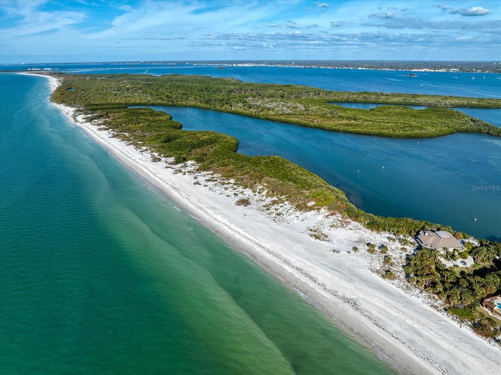 1198 MANDALAY POINT, CLEARWATER, FL — photo 5 of 30