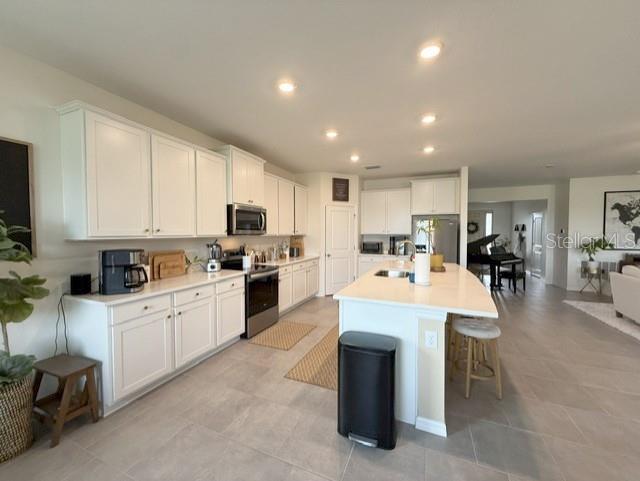 10652 BRIDGEGATE HEIGHTS LOOP, SAN ANTONIO, FL — photo 5 of 24