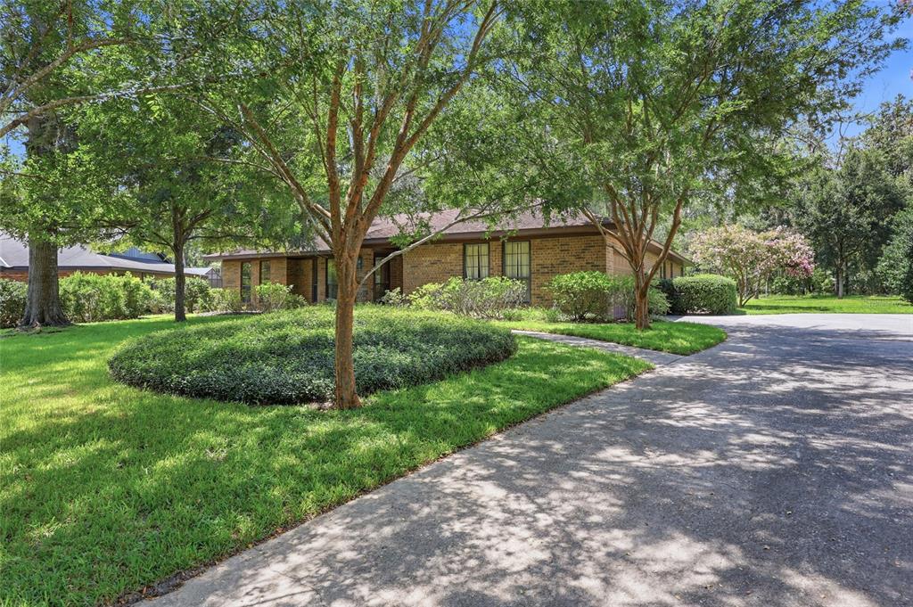 4630 NW 12TH PLACE, GAINESVILLE, FL — photo 2 of 30