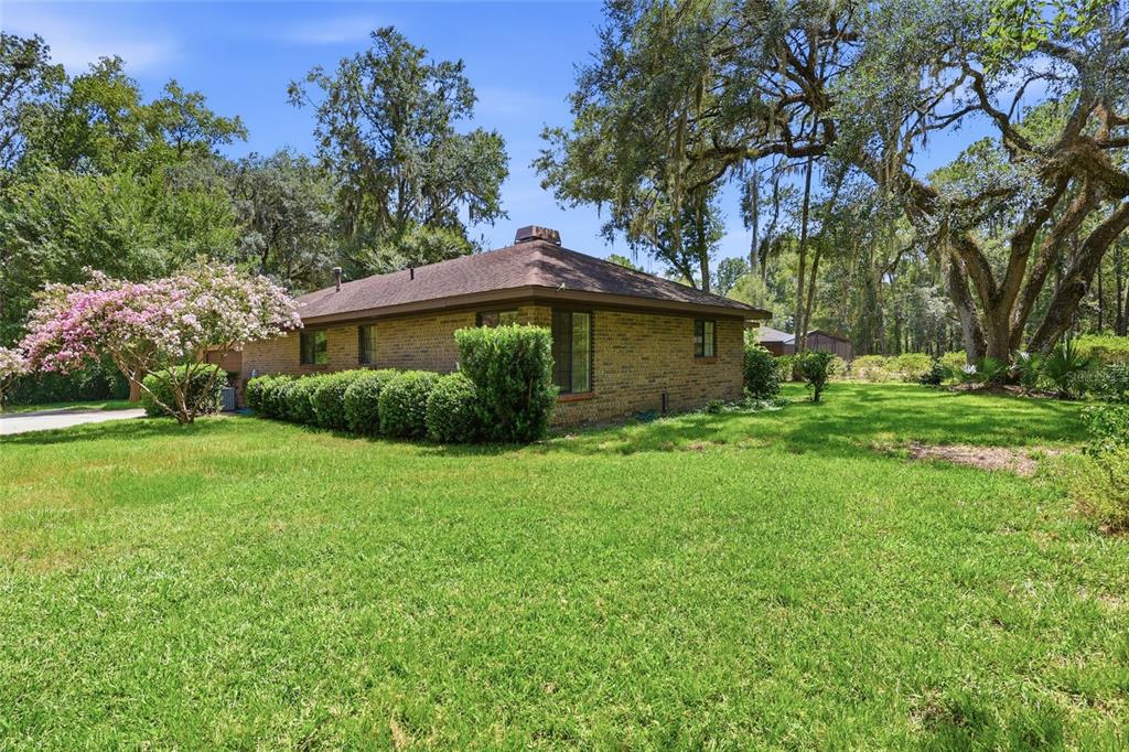 4630 NW 12TH PLACE, GAINESVILLE, FL — photo 3 of 30