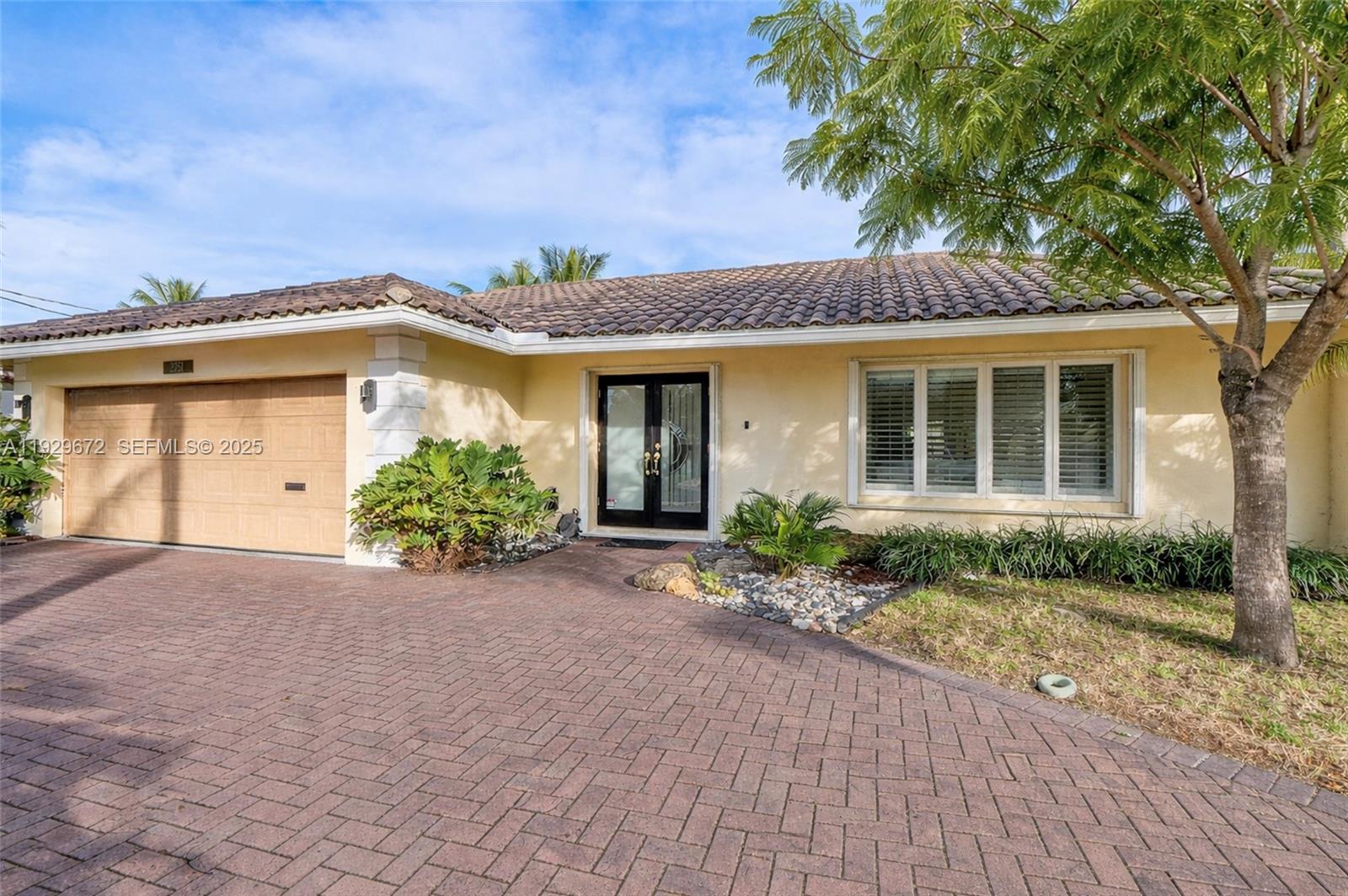 2751 NE 57th St, Fort Lauderdale FL 33308