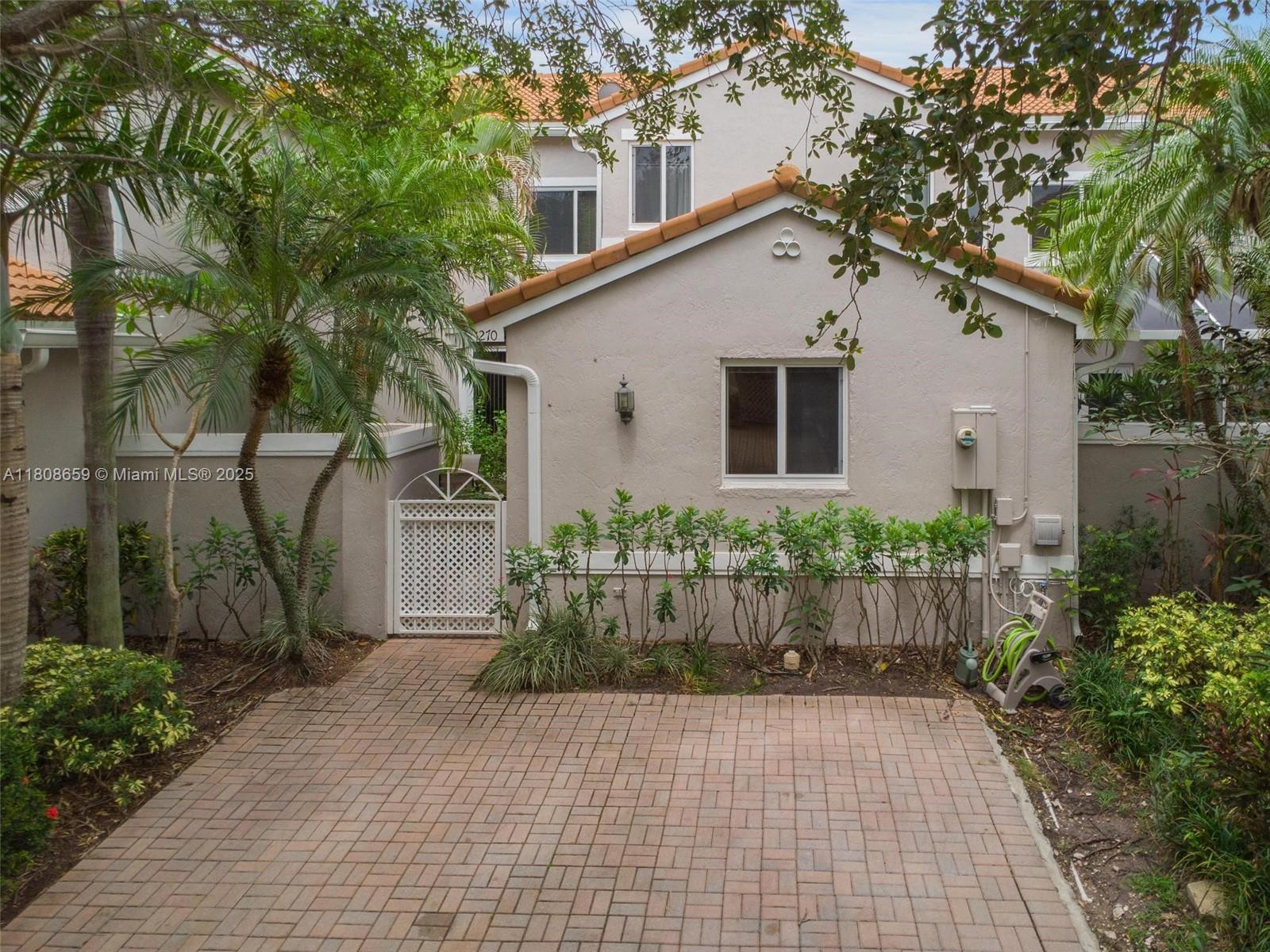 1270 Weeping Willow Way, Hollywood FL 33019