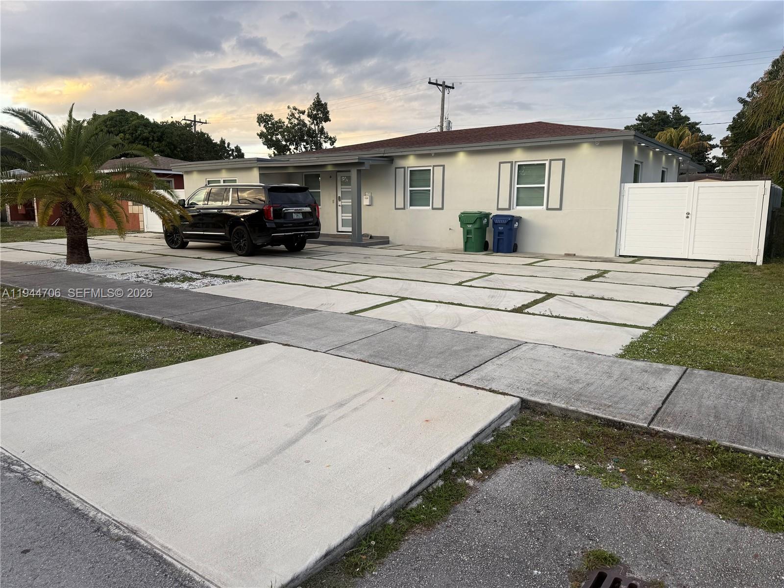 601 NW 187th St, Miami Gardens FL 33169