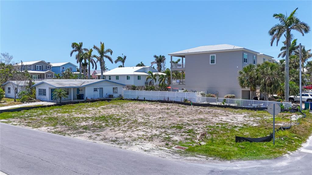 6406 HOLMES BOULEVARD, HOLMES BEACH, FL — photo 2 of 28