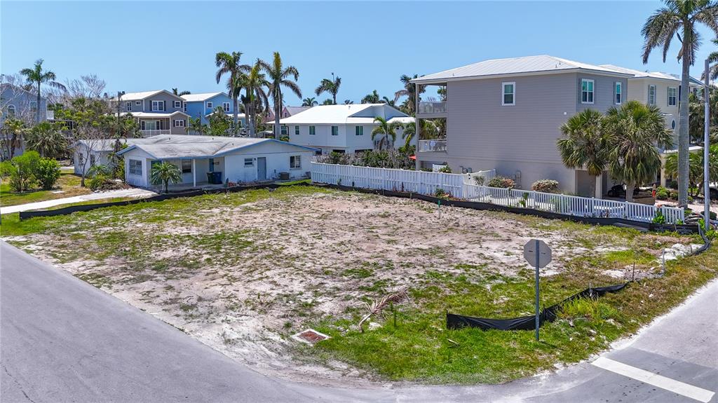 6406 HOLMES BOULEVARD, HOLMES BEACH, FL — photo 3 of 28