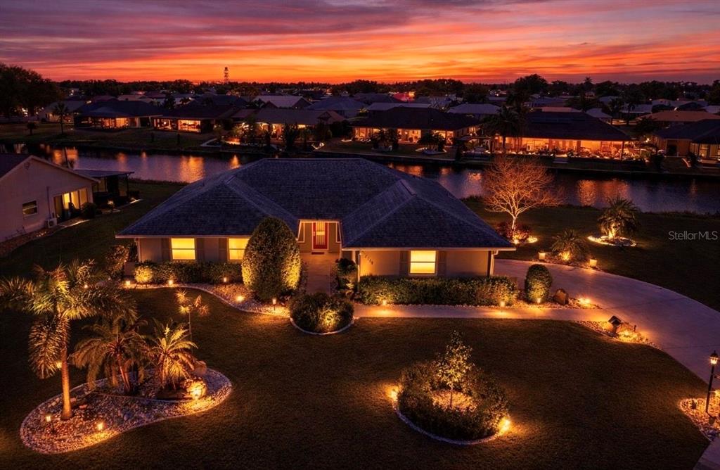 2110 W VIEW DRIVE
