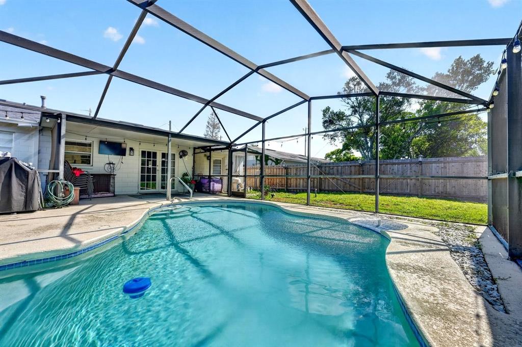 880 SEMINOLE AVENUE, LONGWOOD, FL — photo 2 of 30