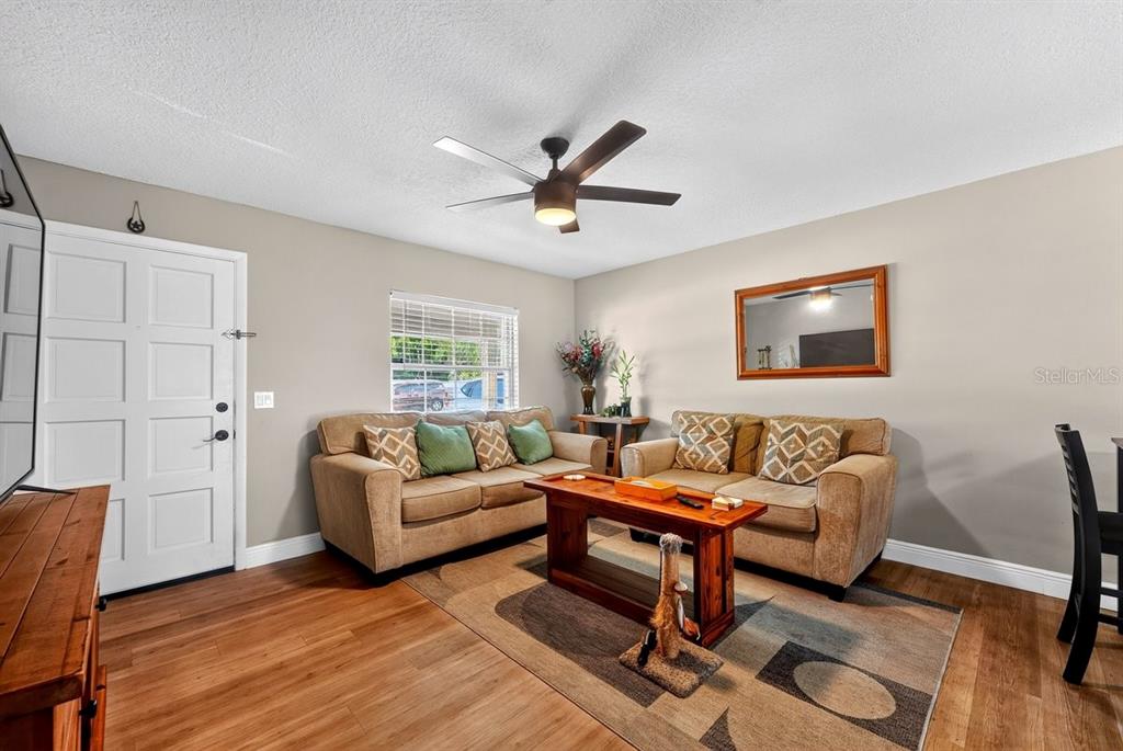 880 SEMINOLE AVENUE, LONGWOOD, FL — photo 3 of 30