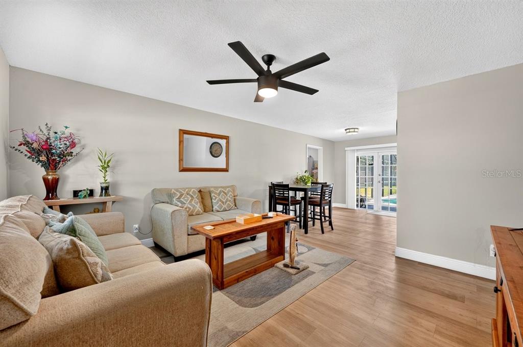 880 SEMINOLE AVENUE, LONGWOOD, FL — photo 5 of 30