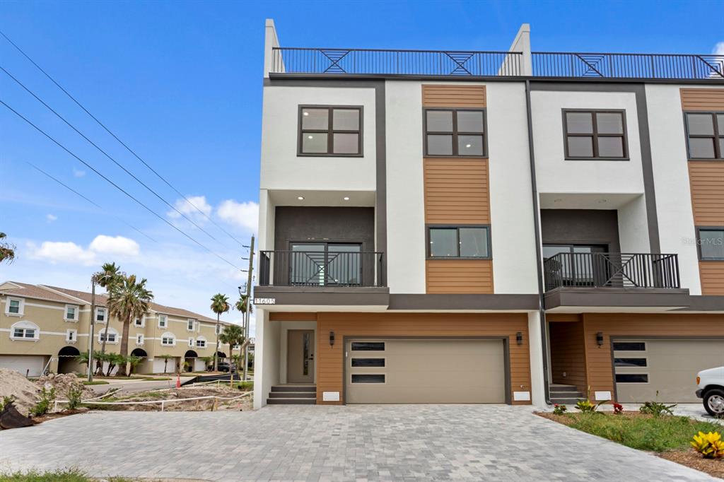 11605 1ST STREET E UNIT A3