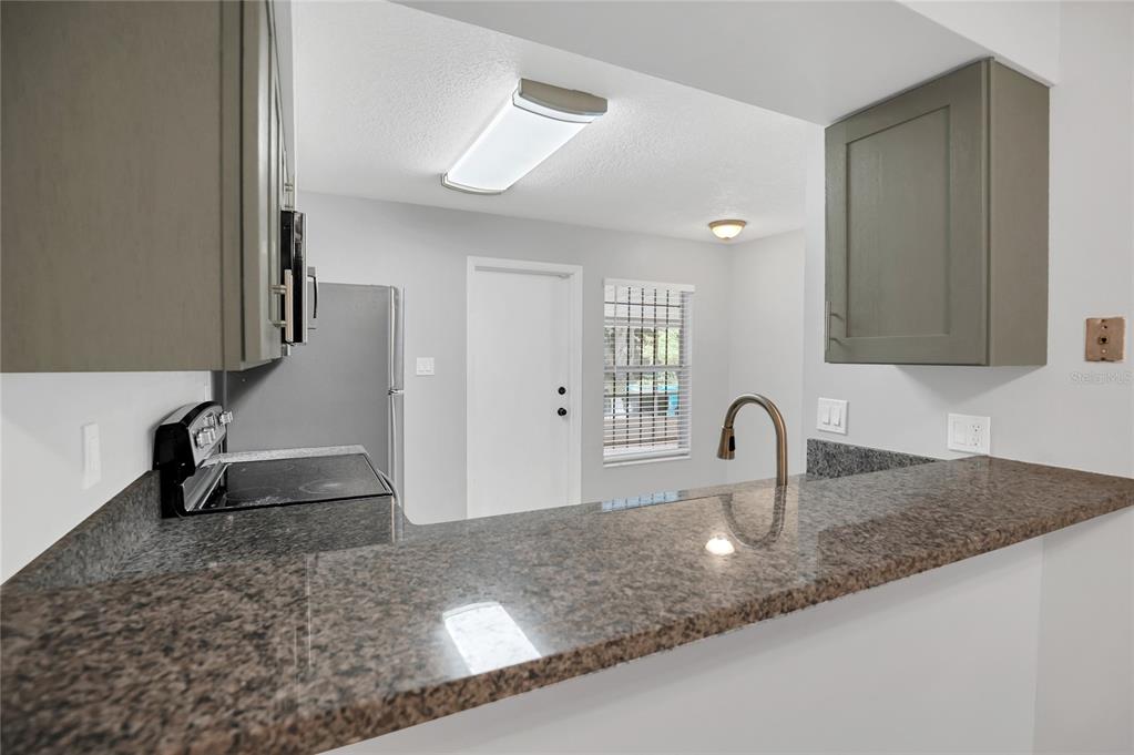 2801 WILLOW RUN, ORLANDO, FL — photo 4 of 12