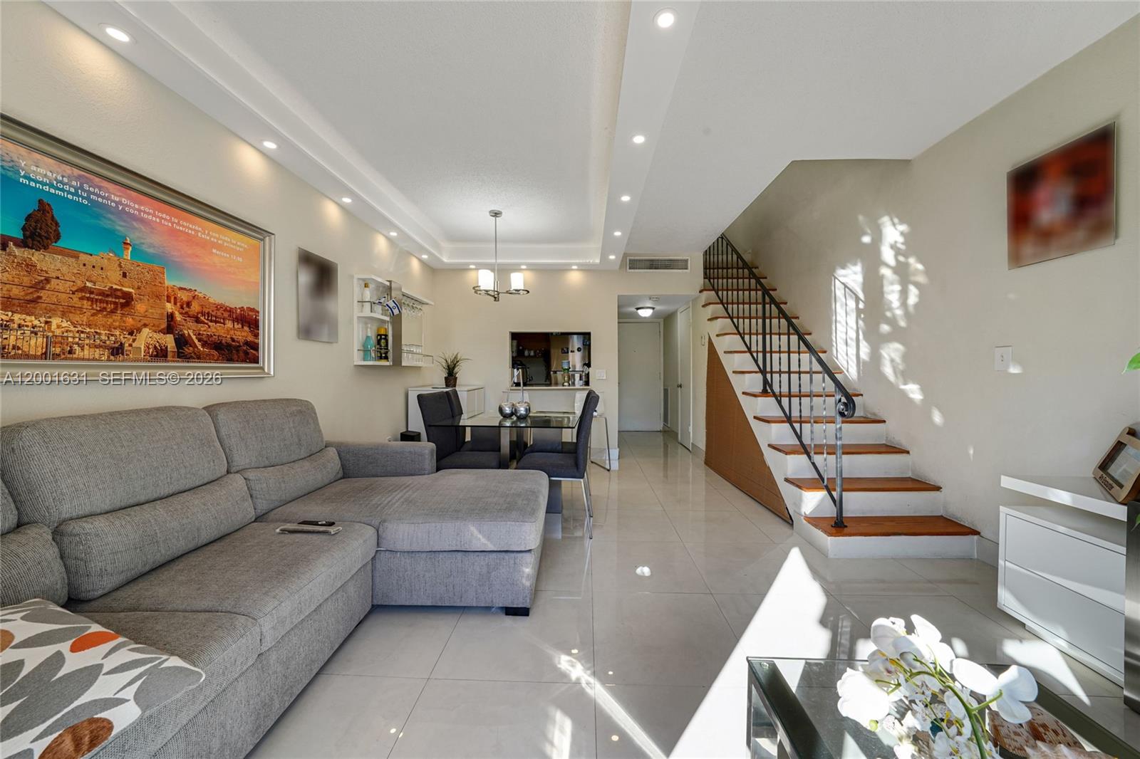 1305 W 53rd St # 429, Hialeah FL 33012
