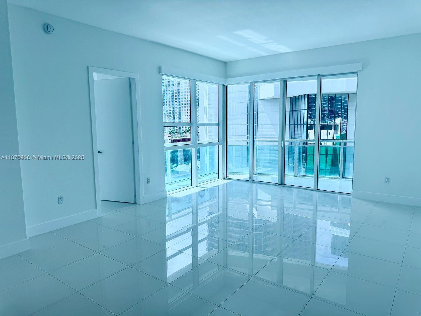 951 Brickell Ave # 1010, Miami FL 33131