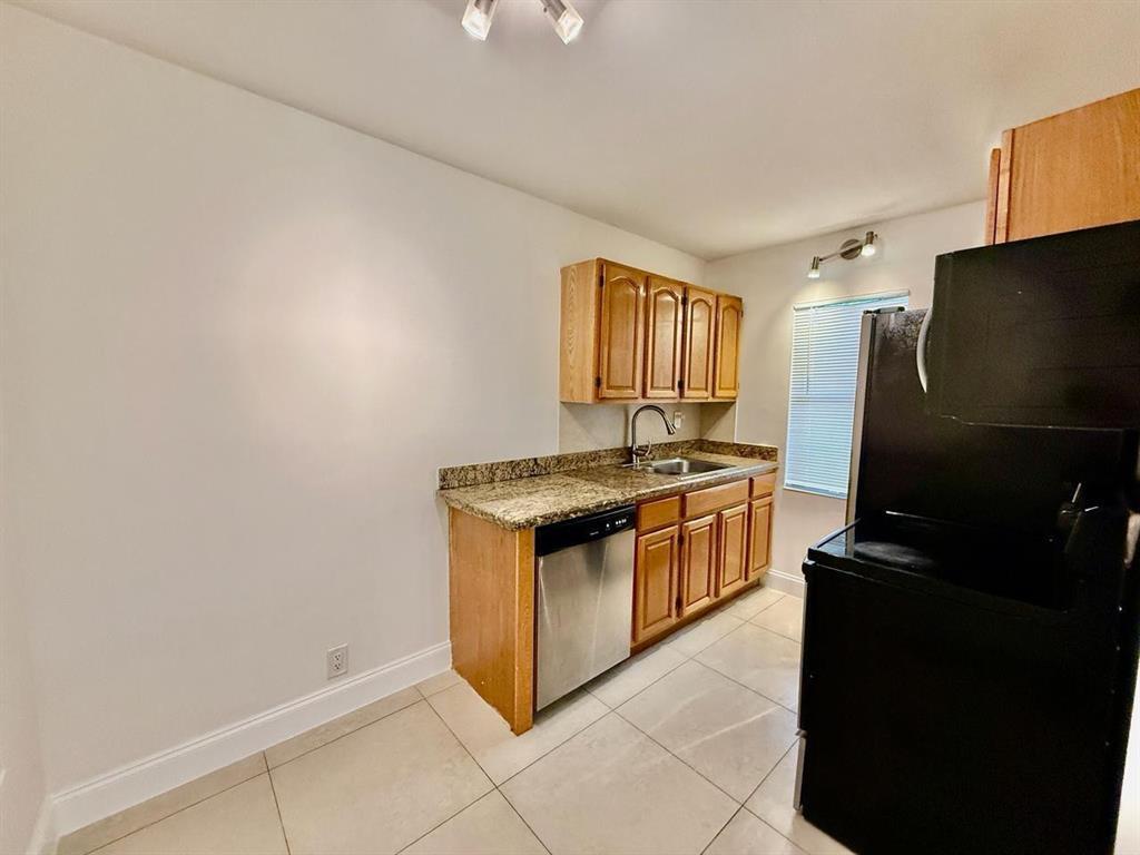 601 NE 29th Drive # 16, Wilton Manors FL 33334