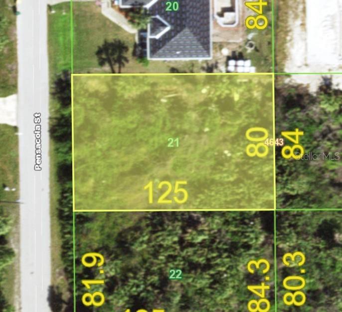 This is a map showing a rectangular residential lot labeled 21 with dimensions 125 by 80 — 10472 PENSACOLA STREET, PORT CHARLOTTE, FL
